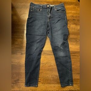 Aeropostale high waisted jegging size 10 short